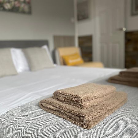 Cristina Modern Hotel Horley Eksteriør billede