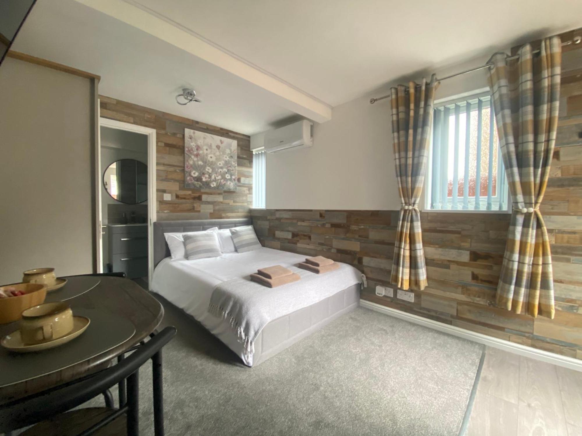 Cristina Modern Hotel Horley Eksteriør billede